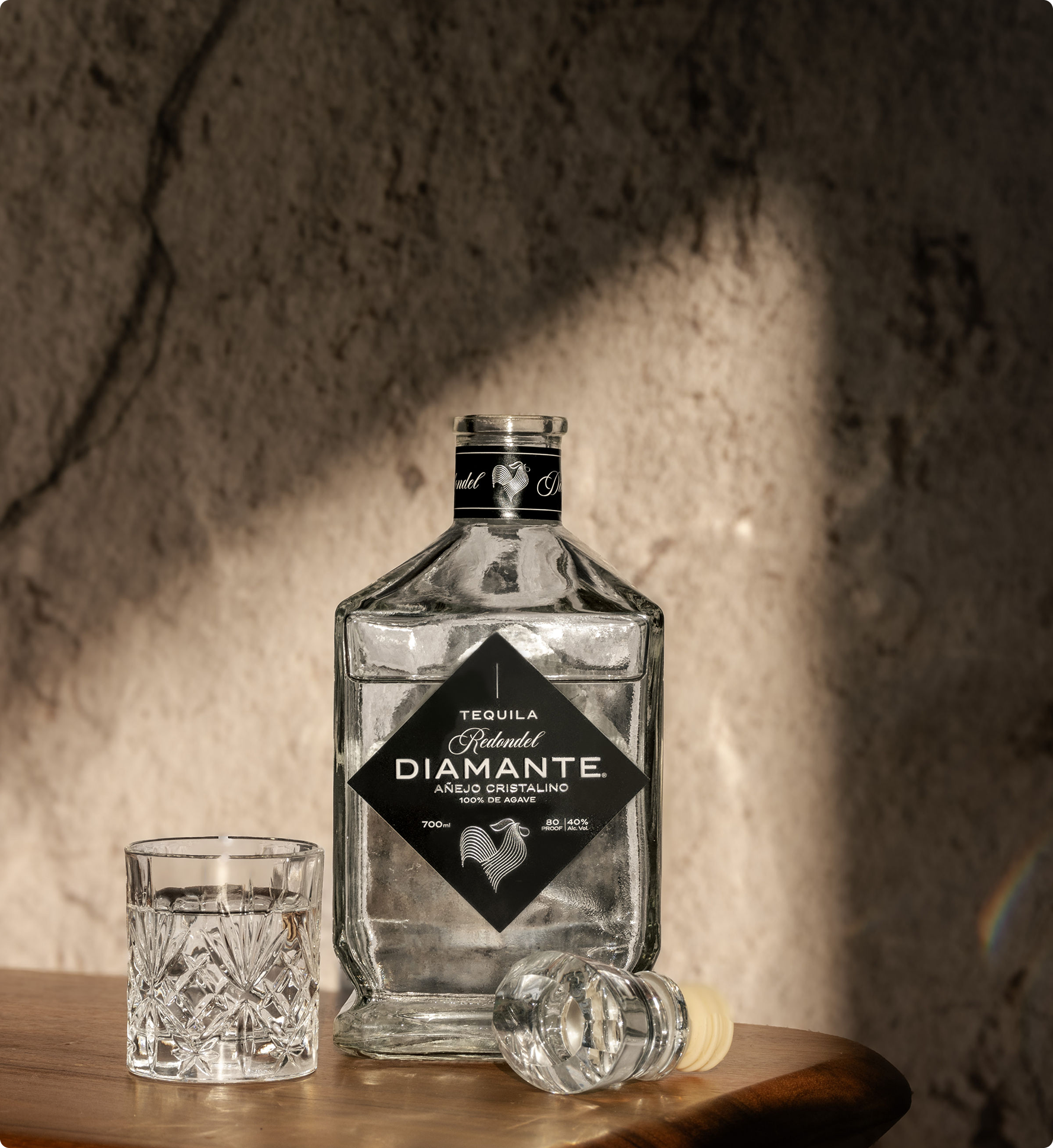 Redondel Diamante Tequila for a Clean and Smooth Drinking Experience